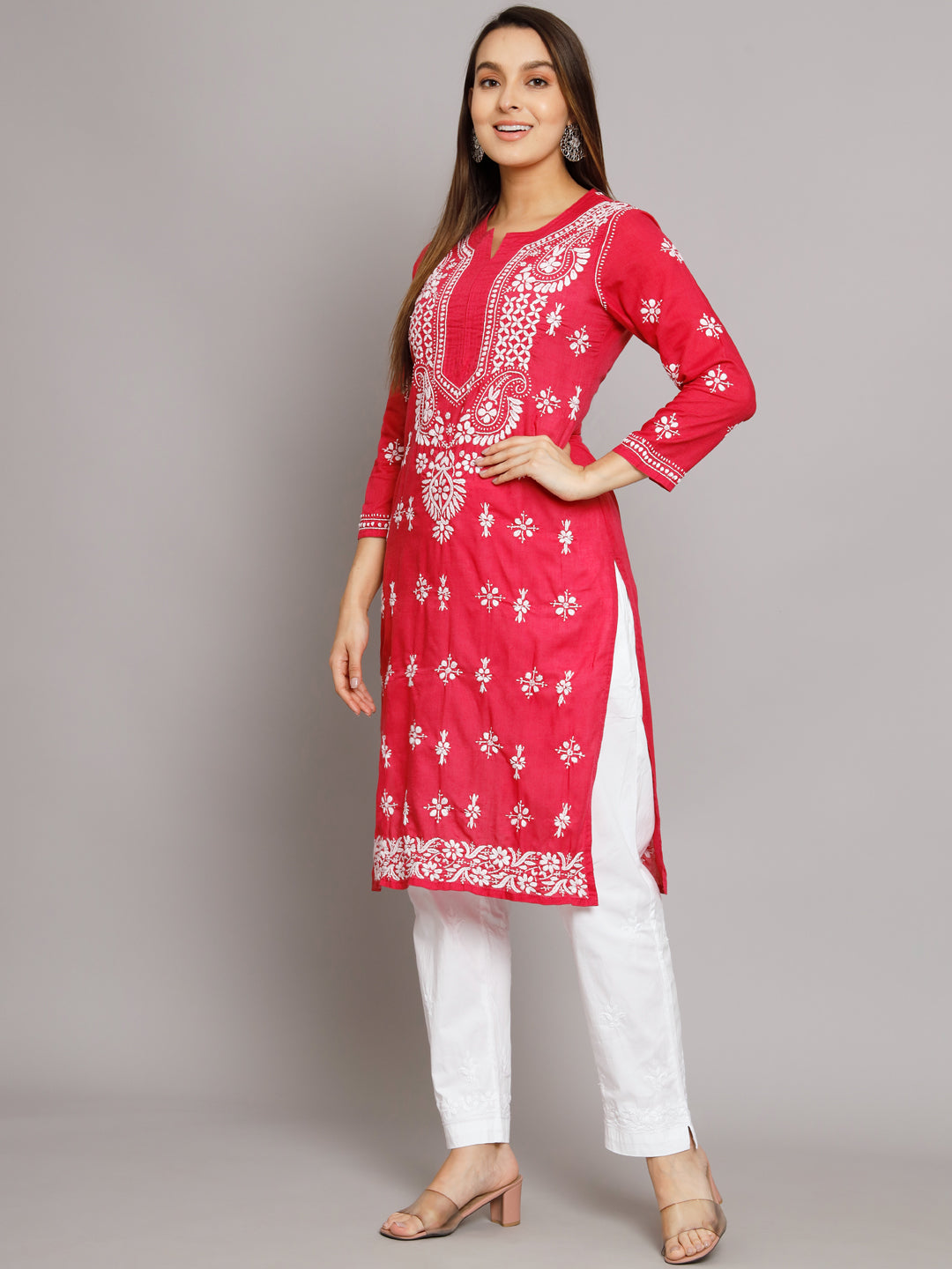 PARAMOUNT CHIKAN Embroidered Chikankari Ethnic Motifs Kurta - Distacart