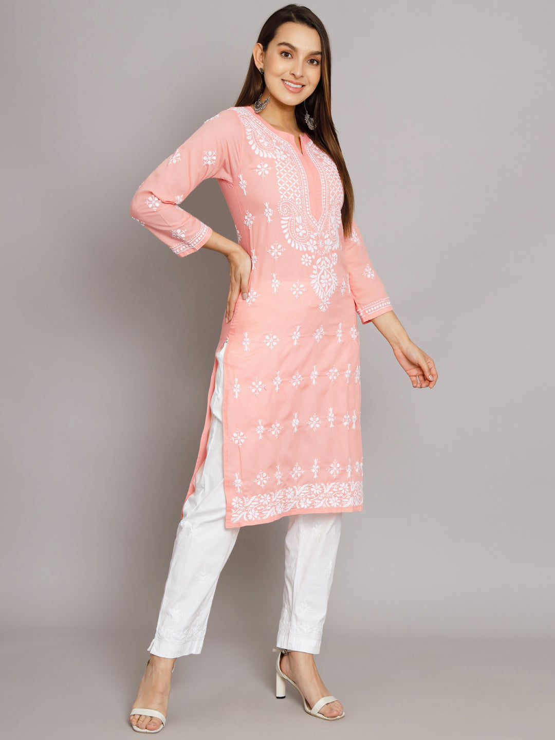 PARAMOUNT CHIKAN Embroidered Chikankari Ethnic Motifs Kurta - Distacart