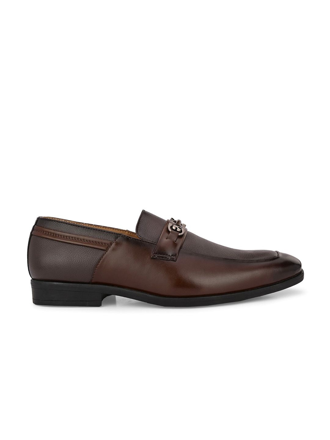 House of Pataudi Men Textured Formal Loafers