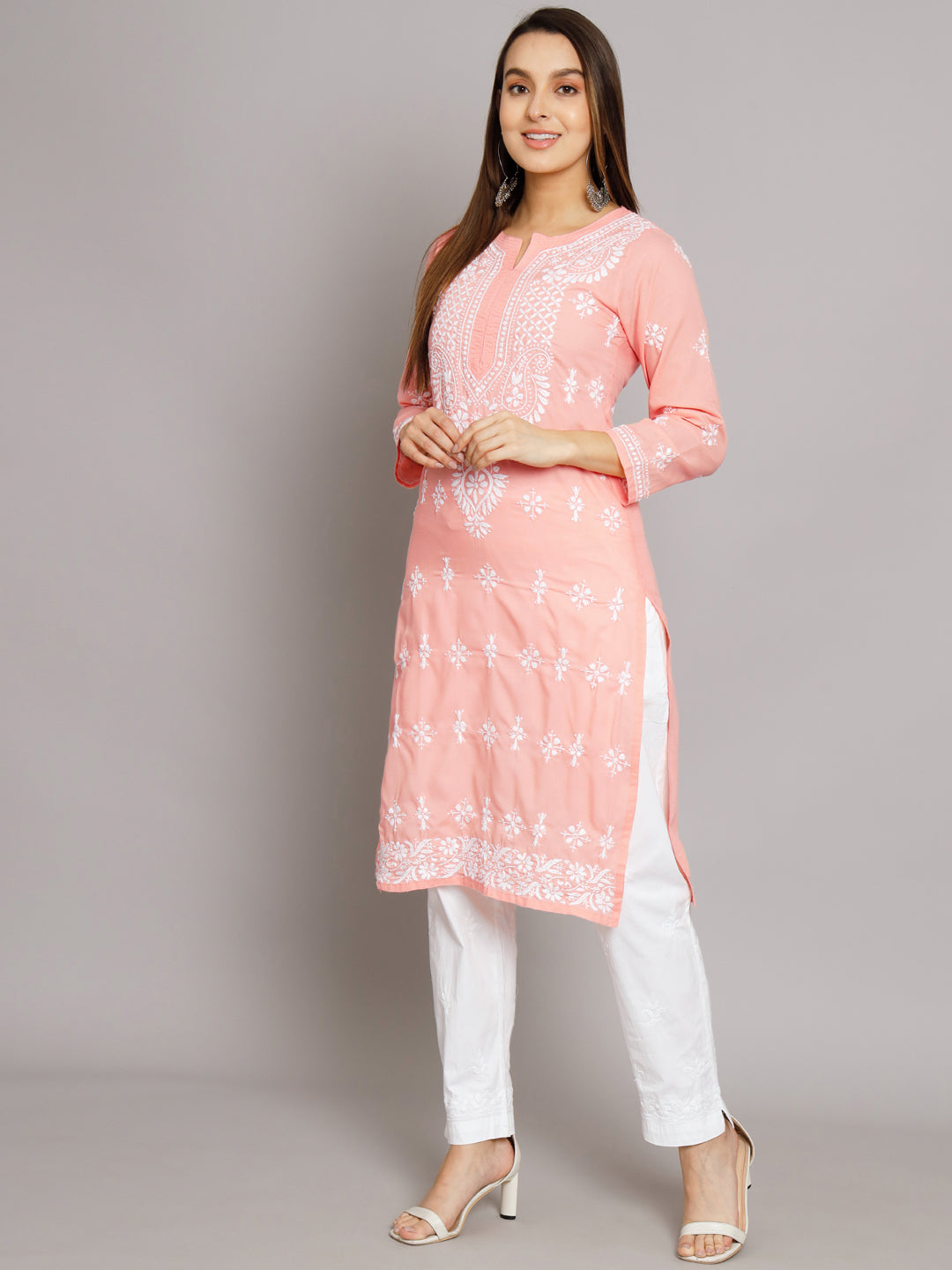 PARAMOUNT CHIKAN Embroidered Chikankari Ethnic Motifs Kurta - Distacart