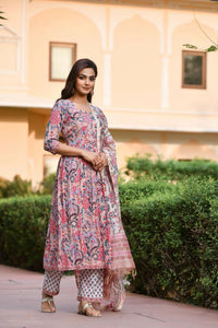 Thumbnail for Indian Fashion Women Pink Printed Viscose Rayon Kurta And Pant Set - Distacart