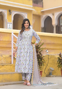 Thumbnail for NOZ2TOZ Women's Party Wear Digital Printed Kurta With Pant And Dupatta Set - Cream - Distacart