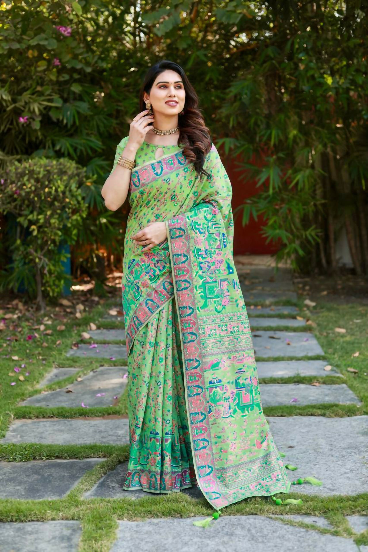 Vastranavya Luxury and Beautiful Soft, Smooth, Flowing Original Pashmina Soft Cotton Saree with Matching Blouse Fabric - Pista