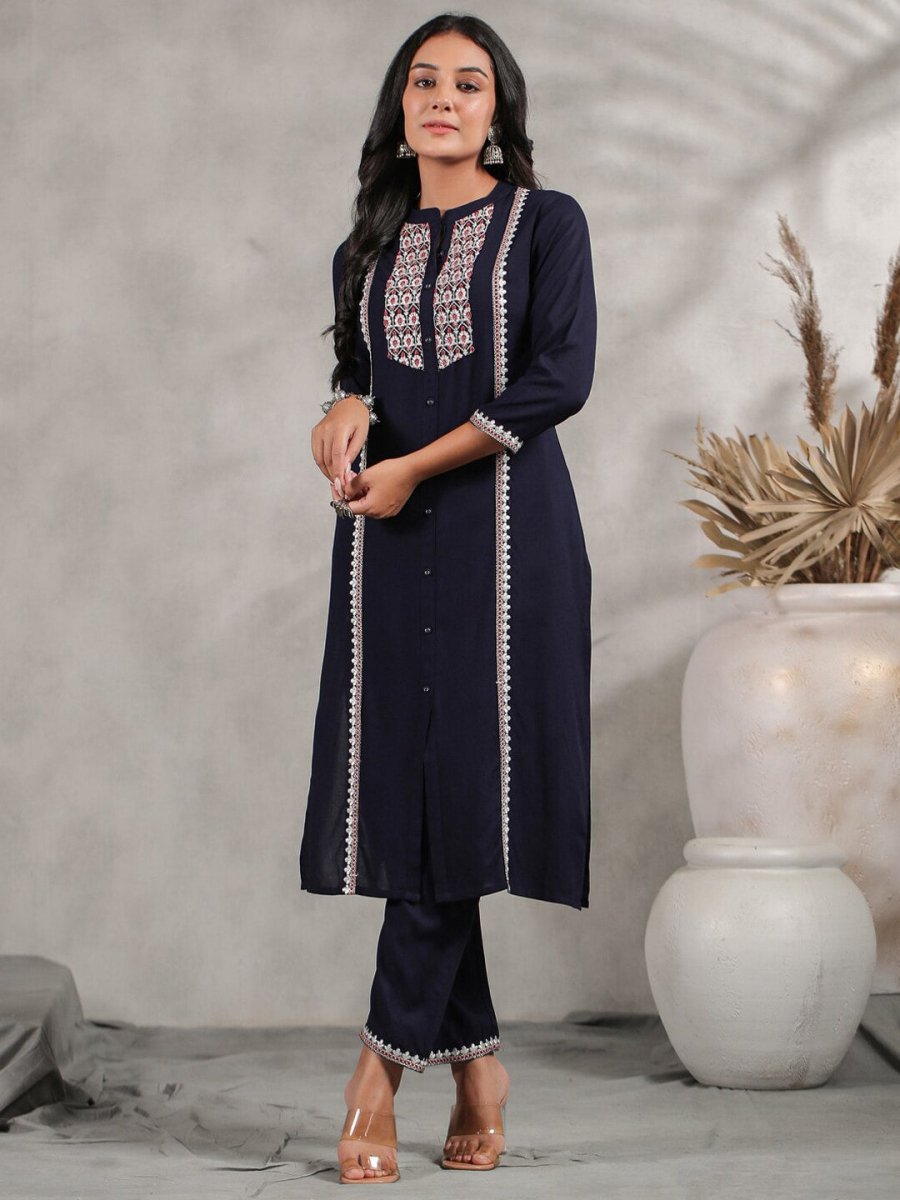 Anubhutee Floral Yoke Design Thread Work Mandarin Collar Panelled Kurta with Trousers - Distacart