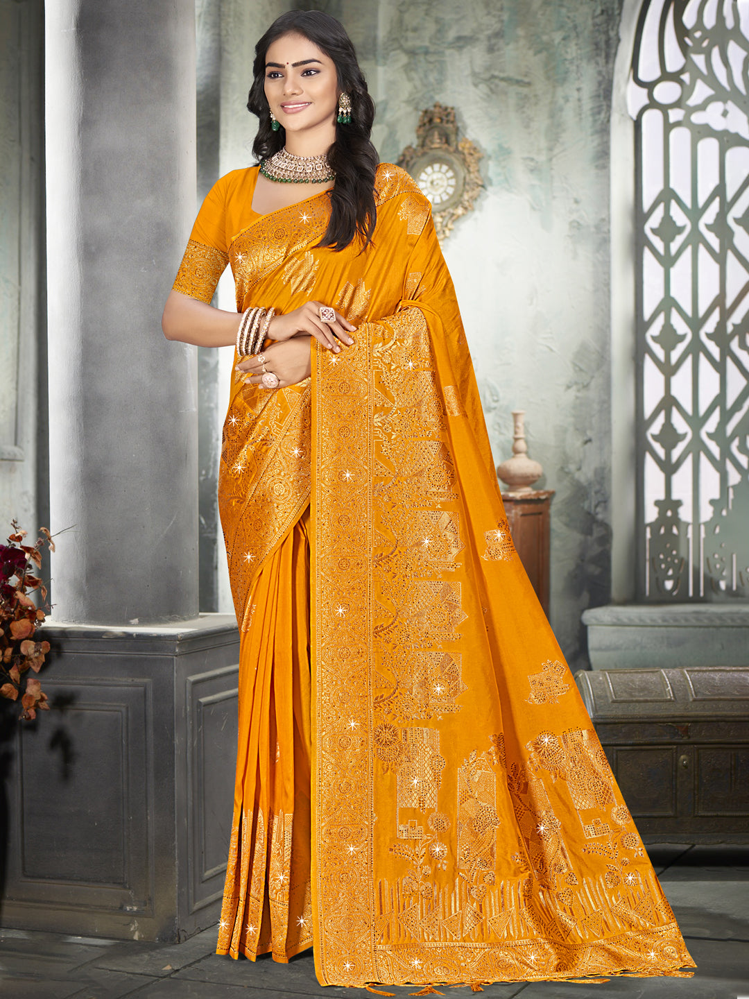 Aanika Women Mustard Silk Saree With Unstitched Blouse