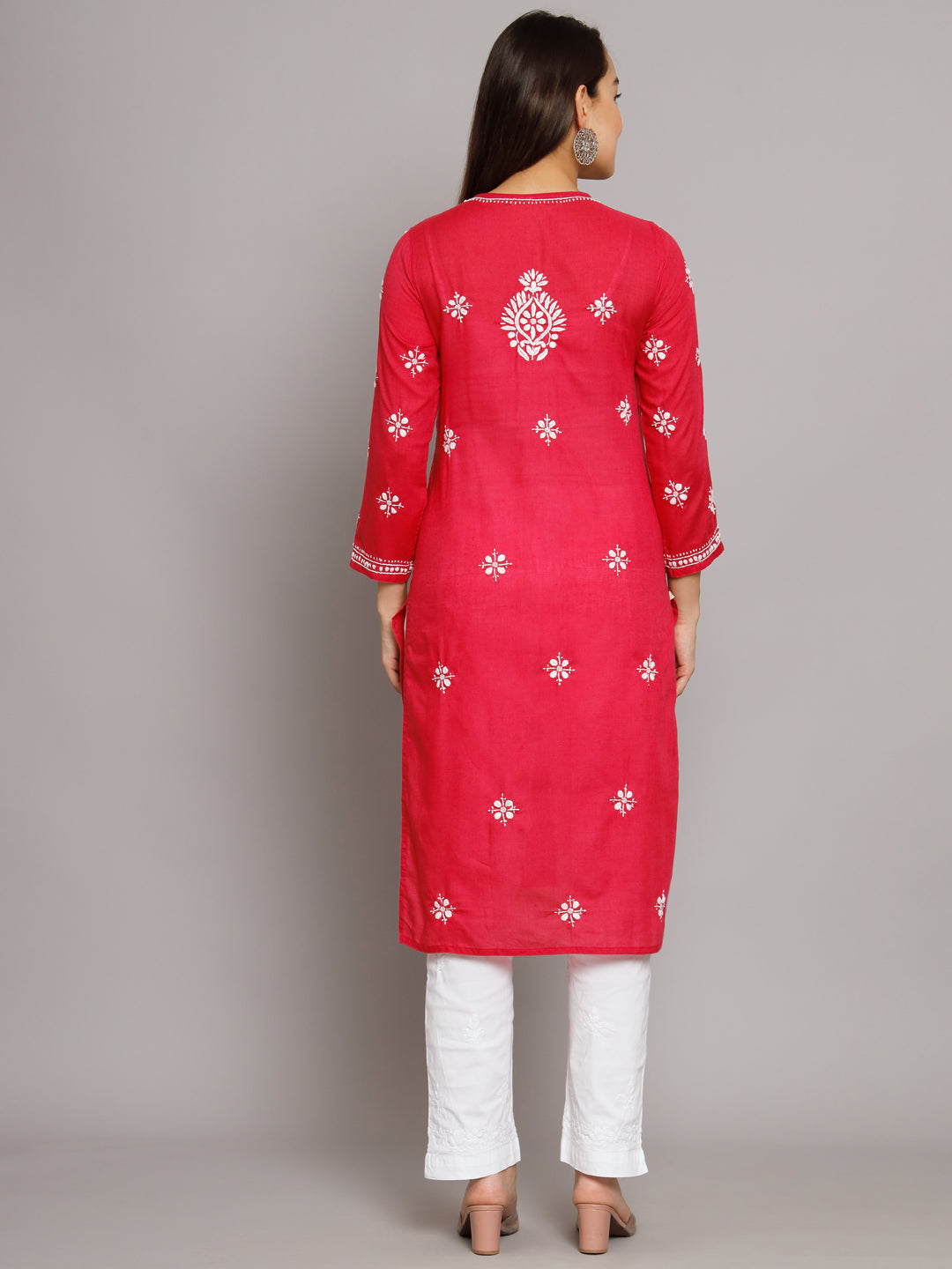 PARAMOUNT CHIKAN Embroidered Chikankari Ethnic Motifs Kurta - Distacart