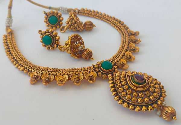 Multicolor Antique Necklace With Earrings