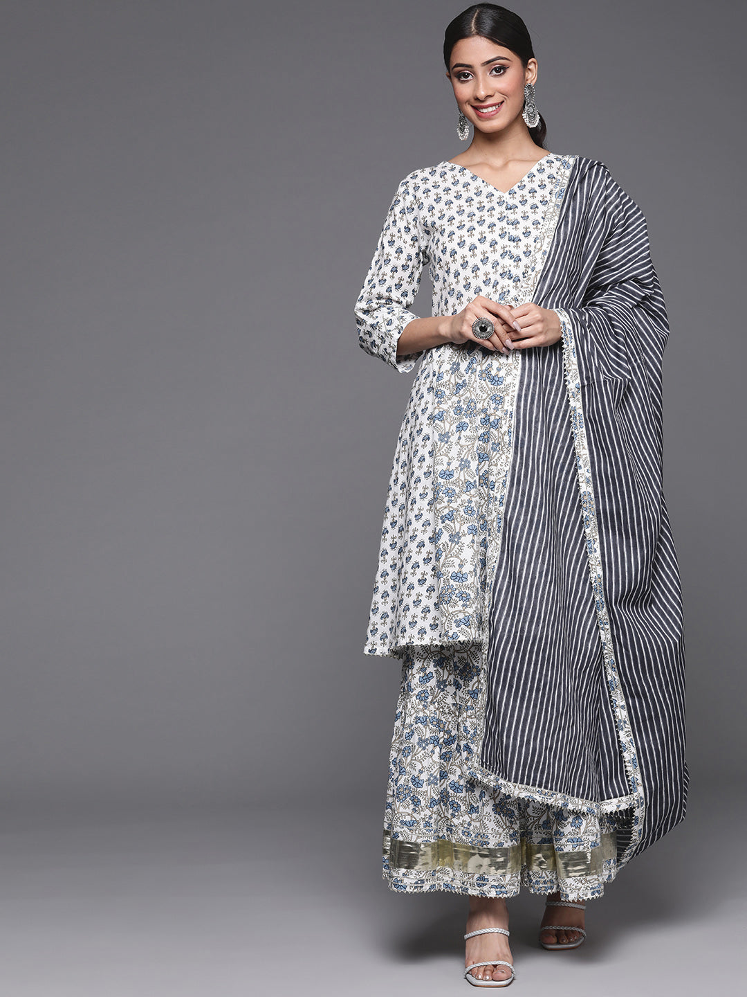 Varanga White Ethnic Motifs Printed Pure Cotton Kurta with Trousers & With Dupatta - Distacart