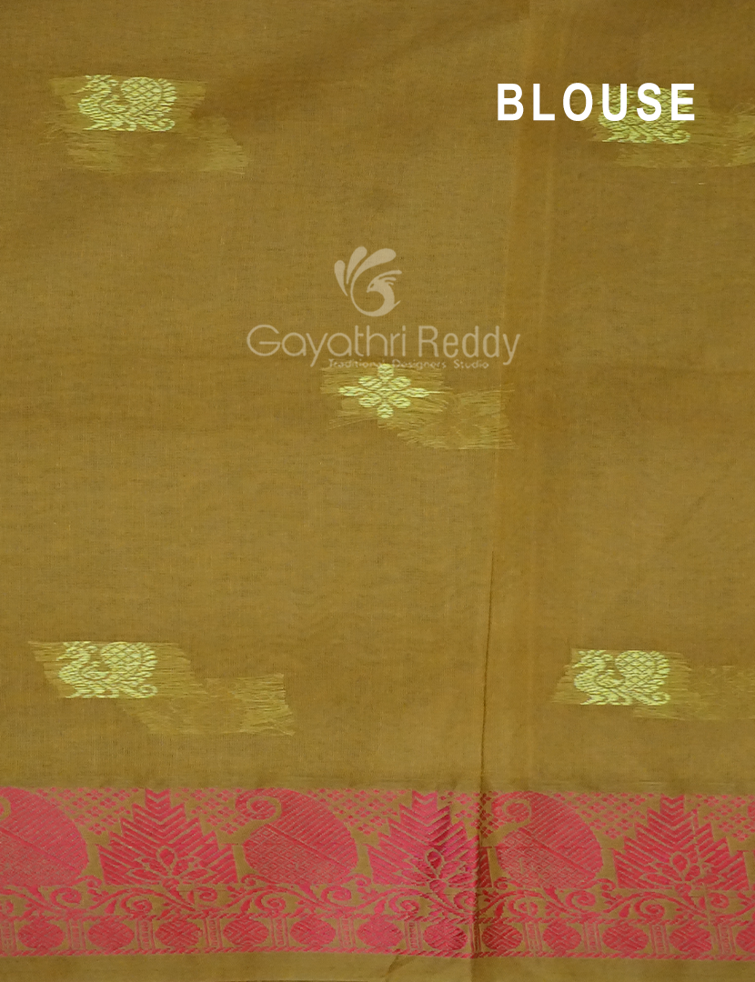 Kalanetha Shades of Red Rust Pure Kanchi Cotton Saree With Kanchi Traditional Border By Gayathri Reddy Designer Studio - Distacart