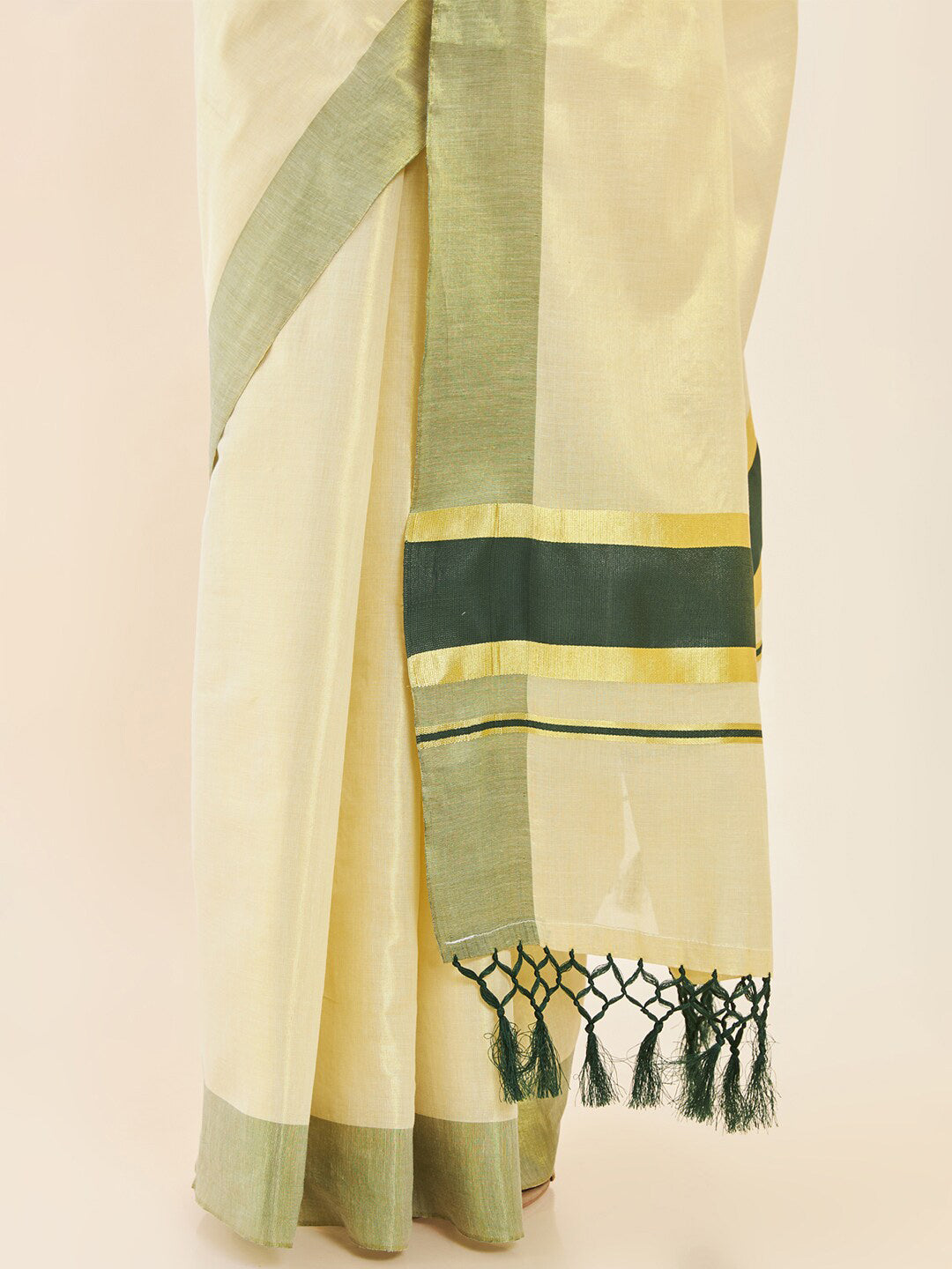 Soch Off White & Green Woven Design Zari Tissue Kasavu Saree - Distacart