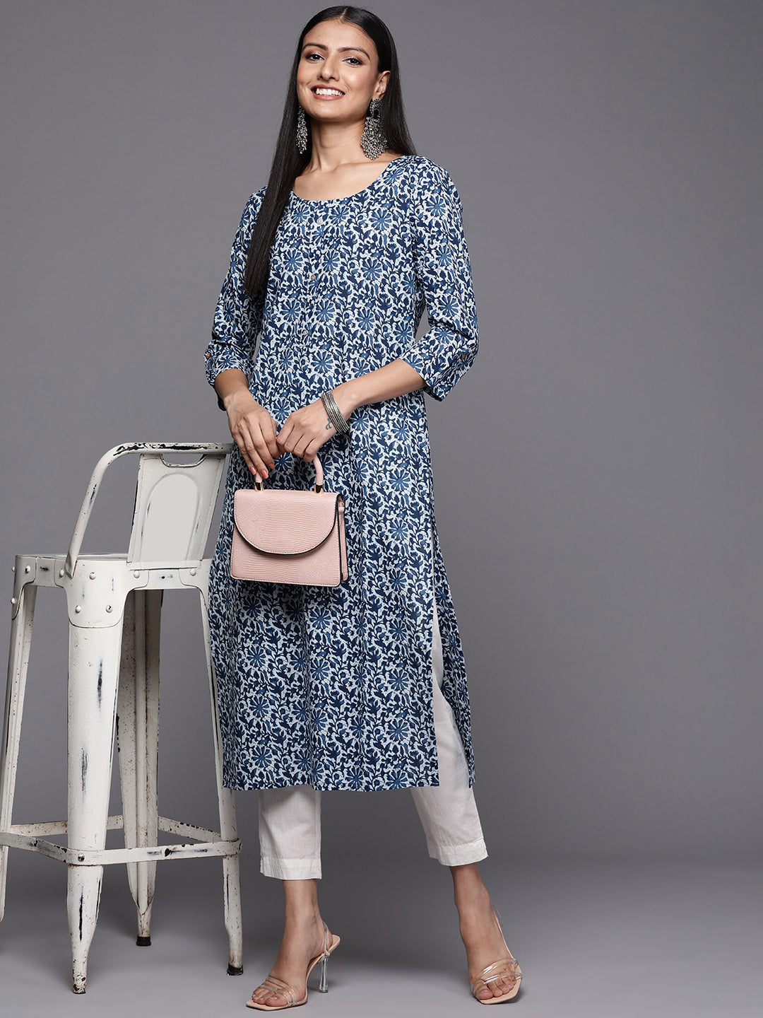 Varanga Blue Printed Kurta With Round Neck - Distacart