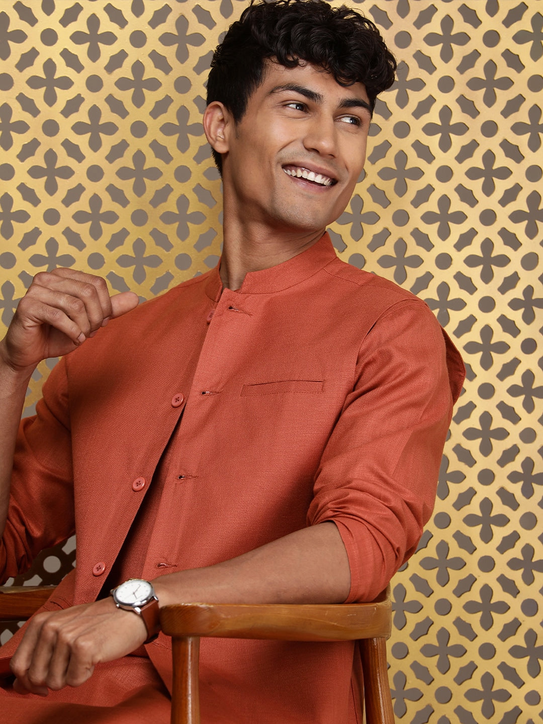 House of Pataudi Men Jashn Kurta & Trousers With Nehru Jacket - Distacart