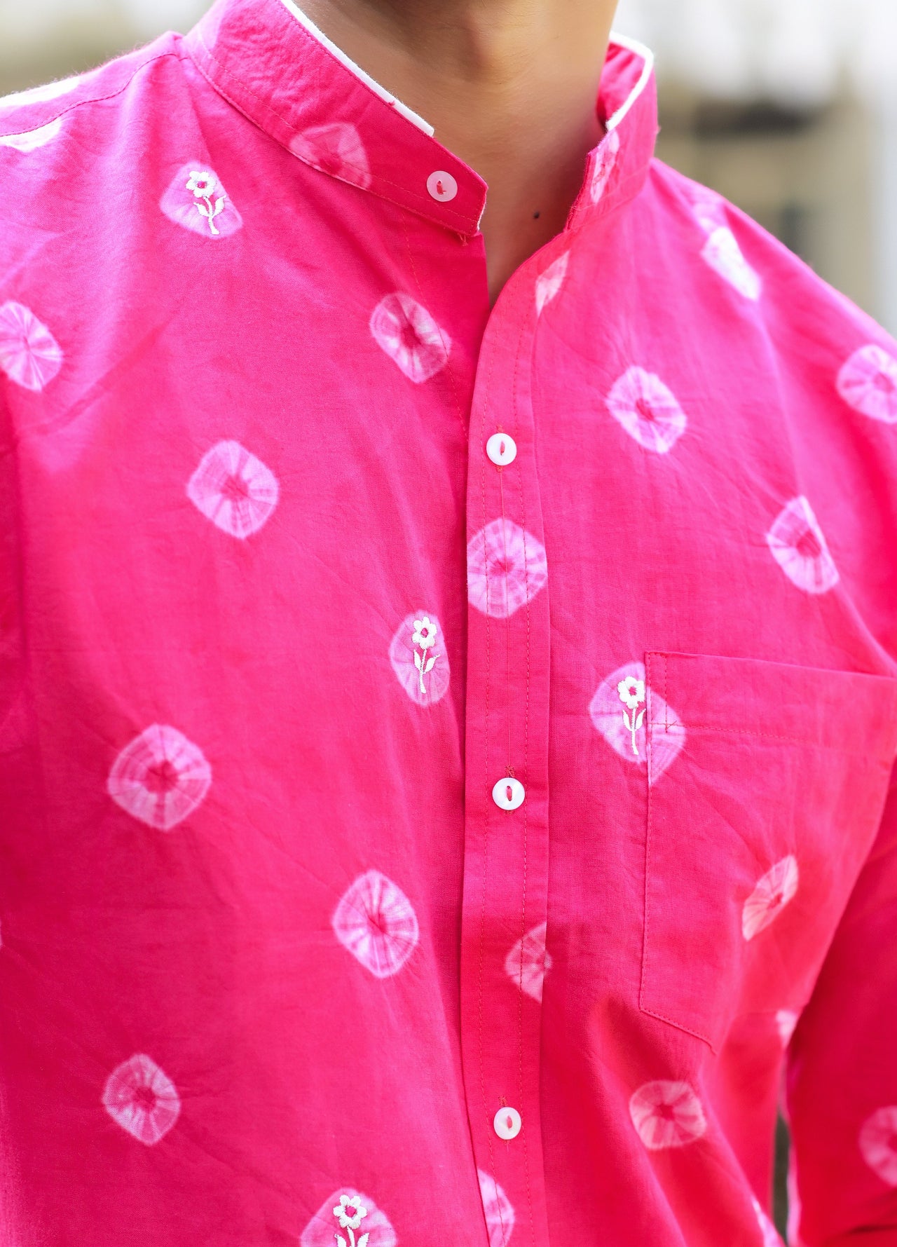 NOZ2TOZ Men Bandhani Printed Mandarin Collar Cotton Casual Shirt - Pink - Distacart