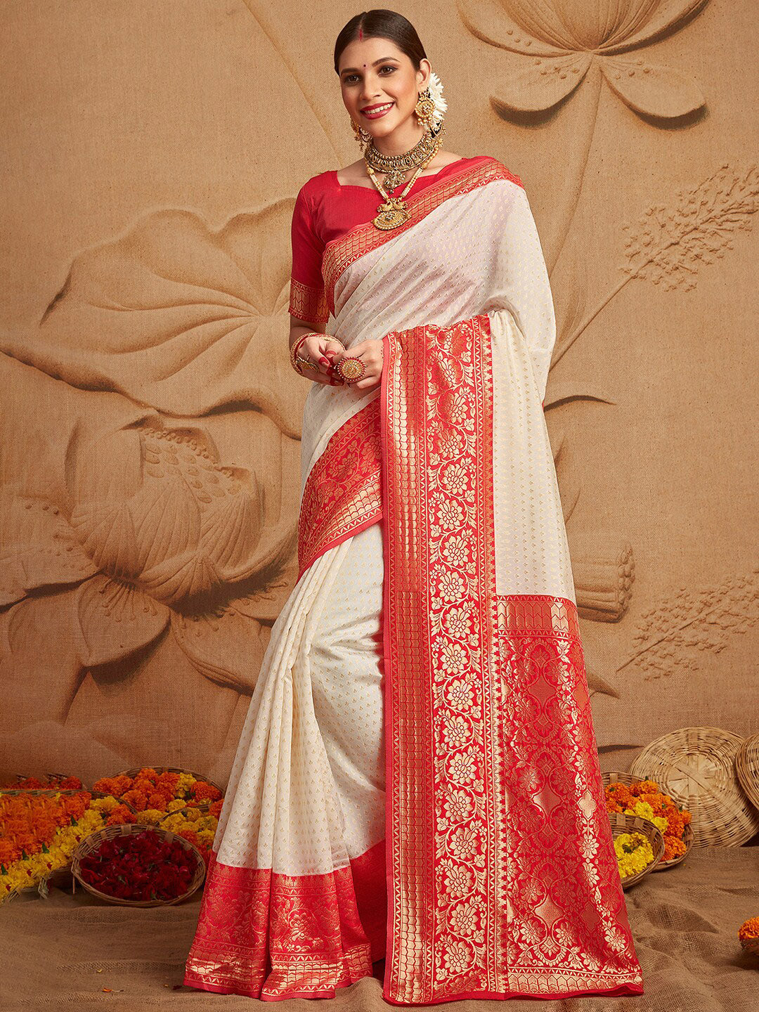 Mitera Off White & Gold-Toned Paisley Zari Silk Blend Kanjeevaram Saree - Distacart