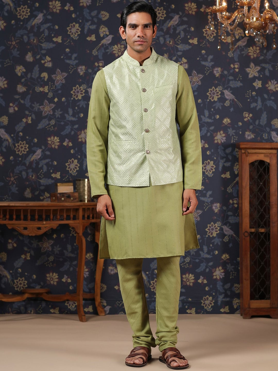 Buy House Of Pataudi Riwayat Men Ethnic Motifs Woven Design Nehru Jacket - Nehru  Jackets for Men 22049886 | Myntra