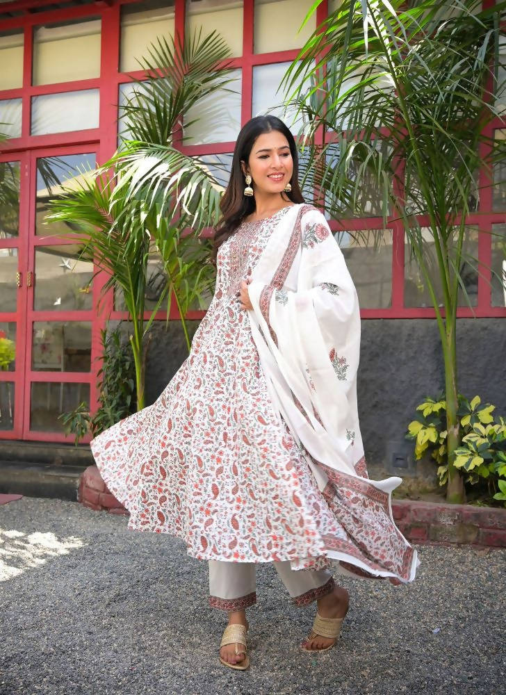 Yufta Women White Paisley Printed Regular Sequinned Pure Cotton Kurta with Palazzo & With Dupatta