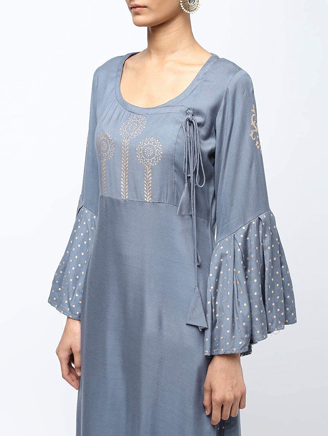 Cheera Straight Kurta With Bell Sleeve Design