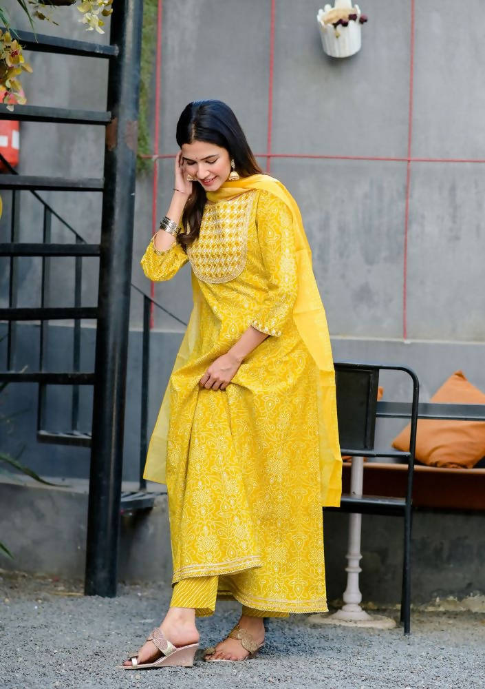 Yufta Women Yellow Handblock Printed Kurti And Trouser With Dupatta