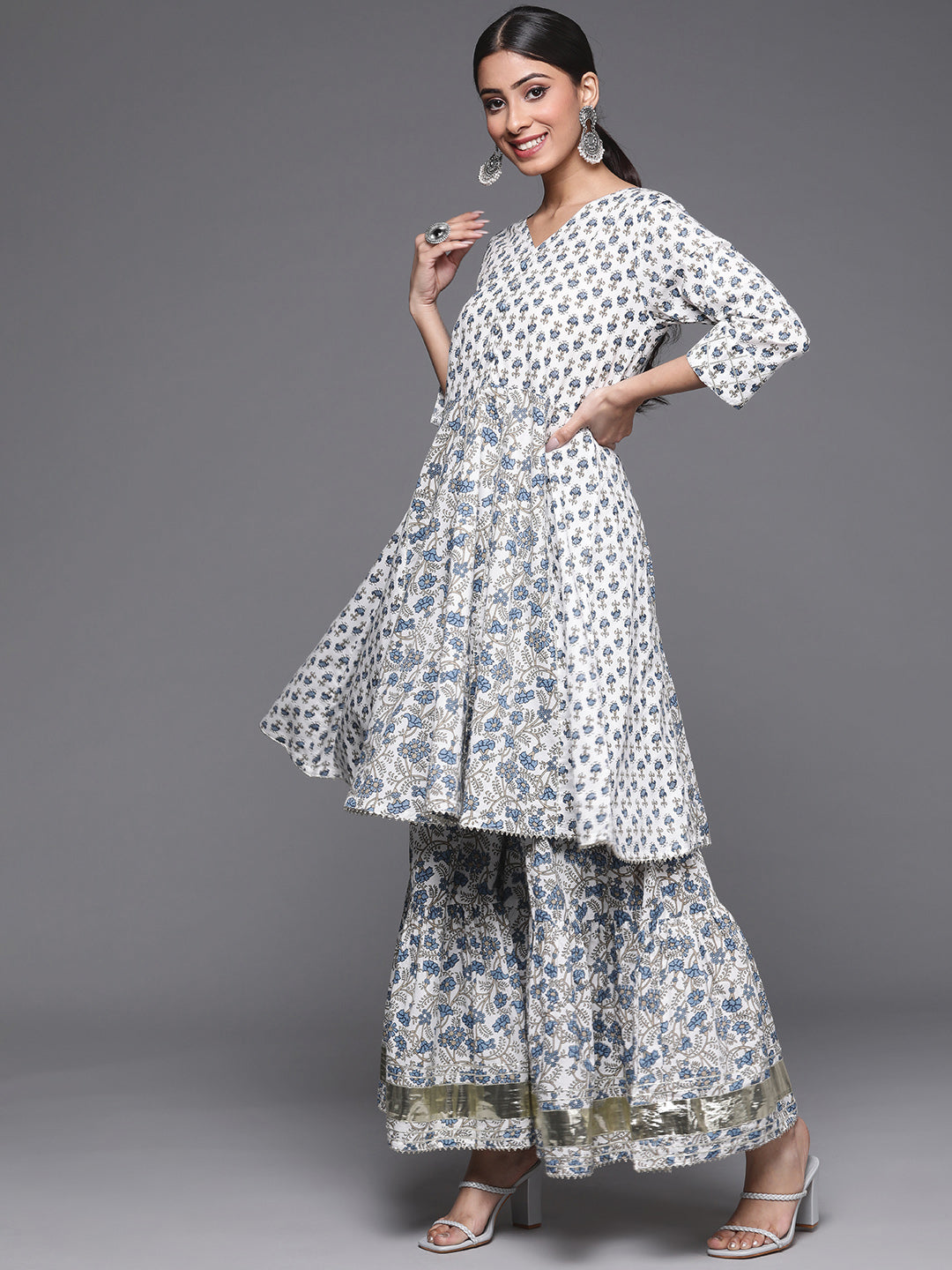 Varanga White Ethnic Motifs Printed Pure Cotton Kurta with Trousers & With Dupatta - Distacart