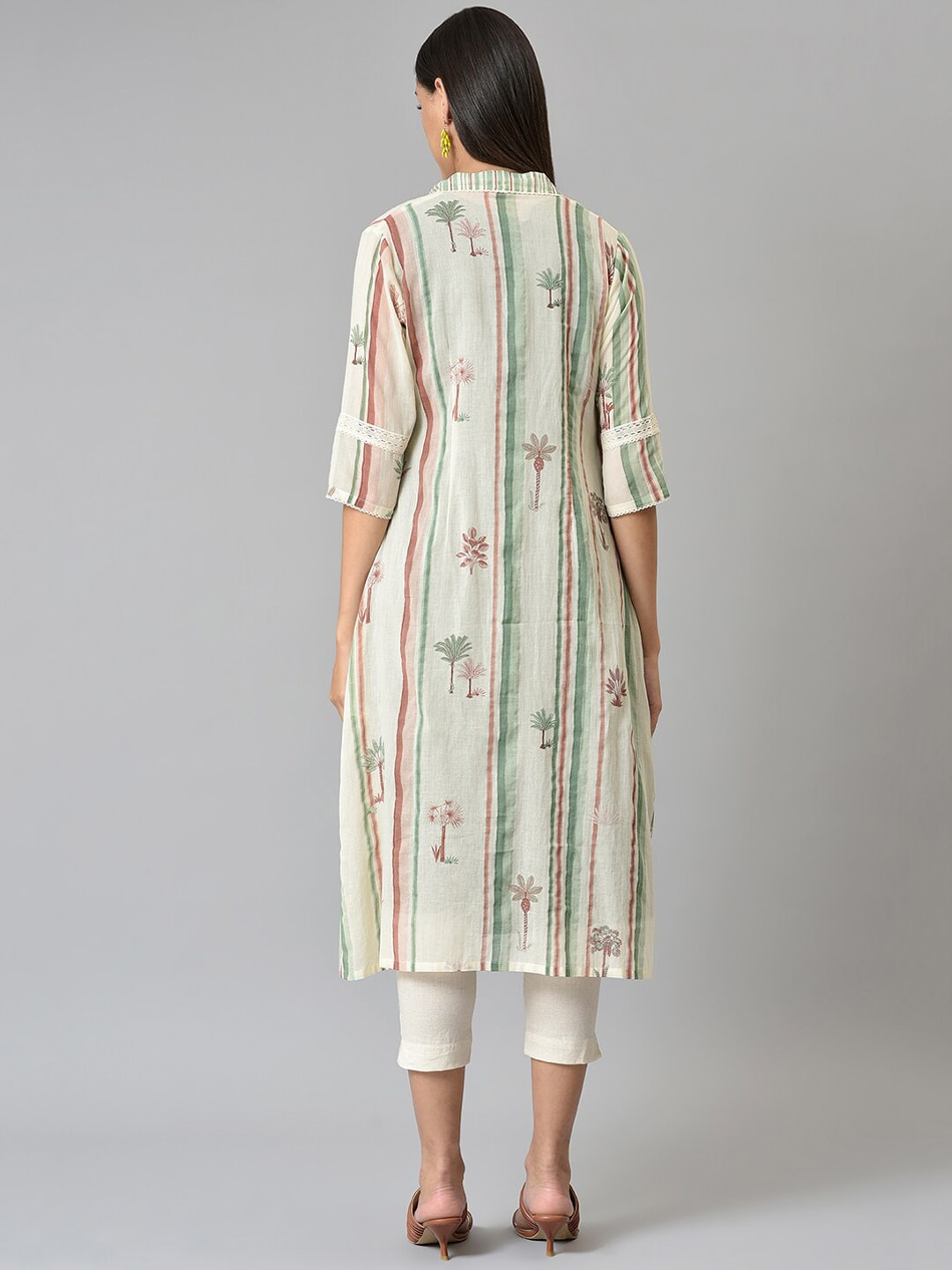 Layered hot sale kurti online