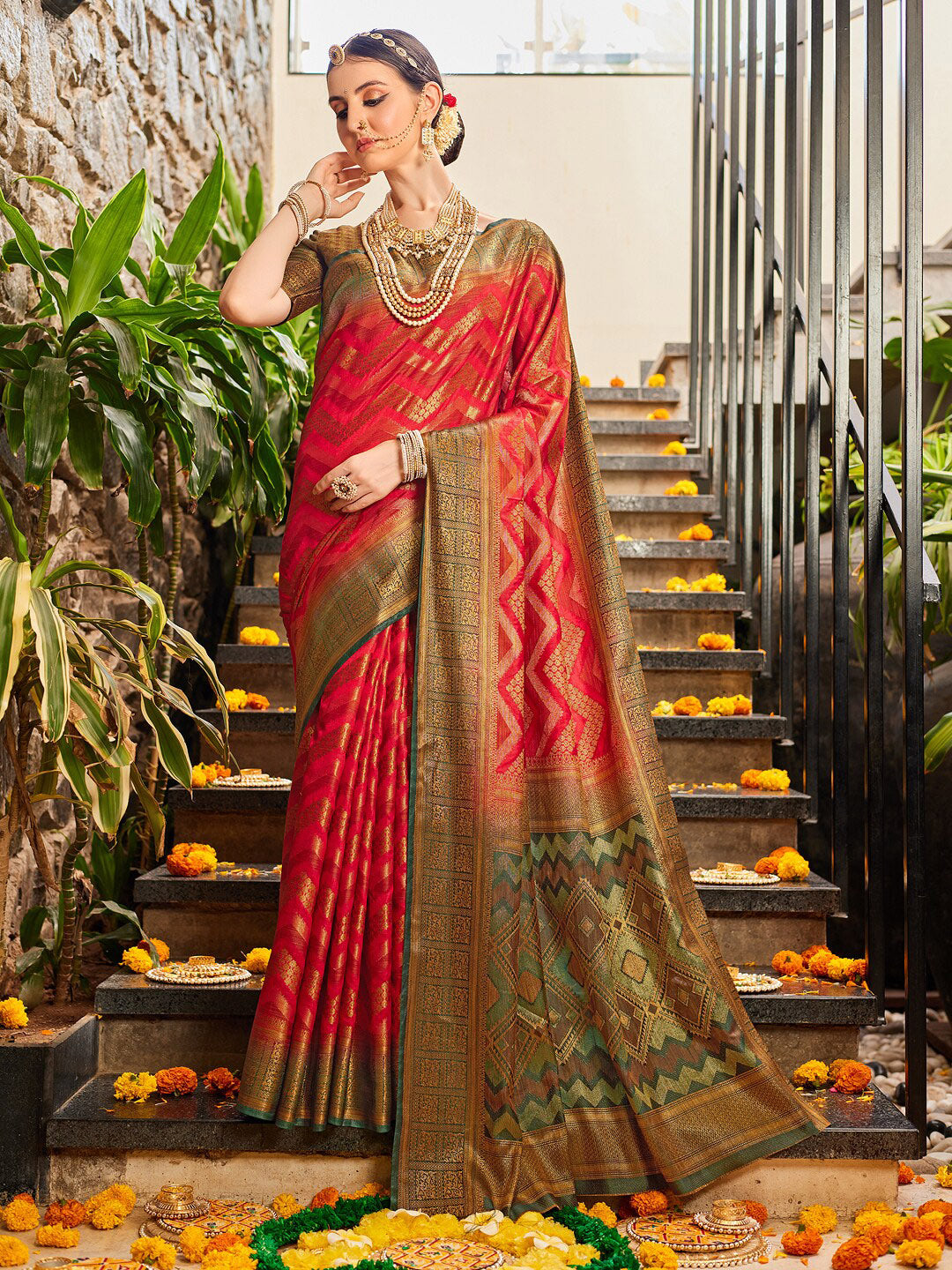 Kalini Ethnic Motifs Woven Design Zari Detail Kanjeevaram Saree - Distacart