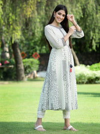 Thumbnail for Juniper Women's Ivory Georgette Printed Anarkali Kurta - Distacart