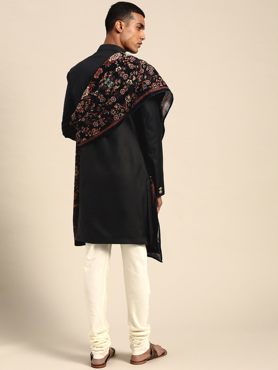 KISAH Men Black Solid Sherwani with Dupatta - Distacart