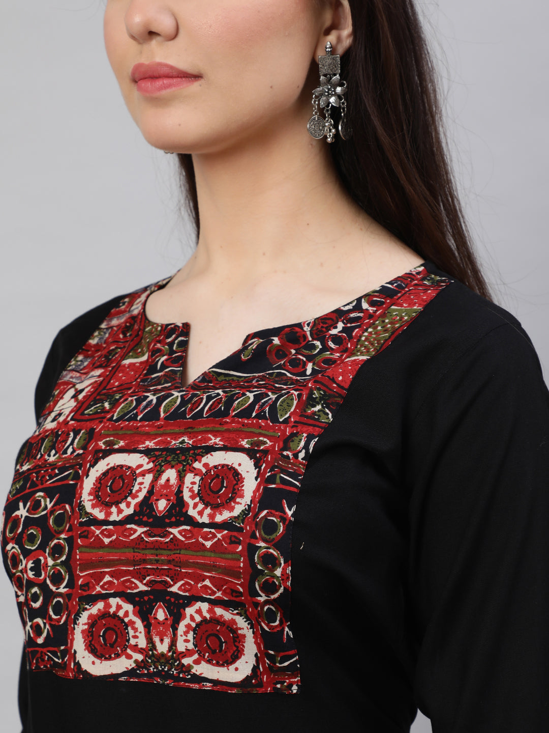 NOZ2TOZ Women Black Printed Yoke Straight Kurta With Three Qurter Sleeves - Distacart