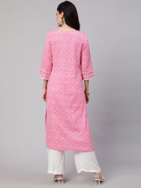 Thumbnail for NOZ2TOZ Women Pink Printed Straight Kurta With Three Quarter Sleeves - Distacart