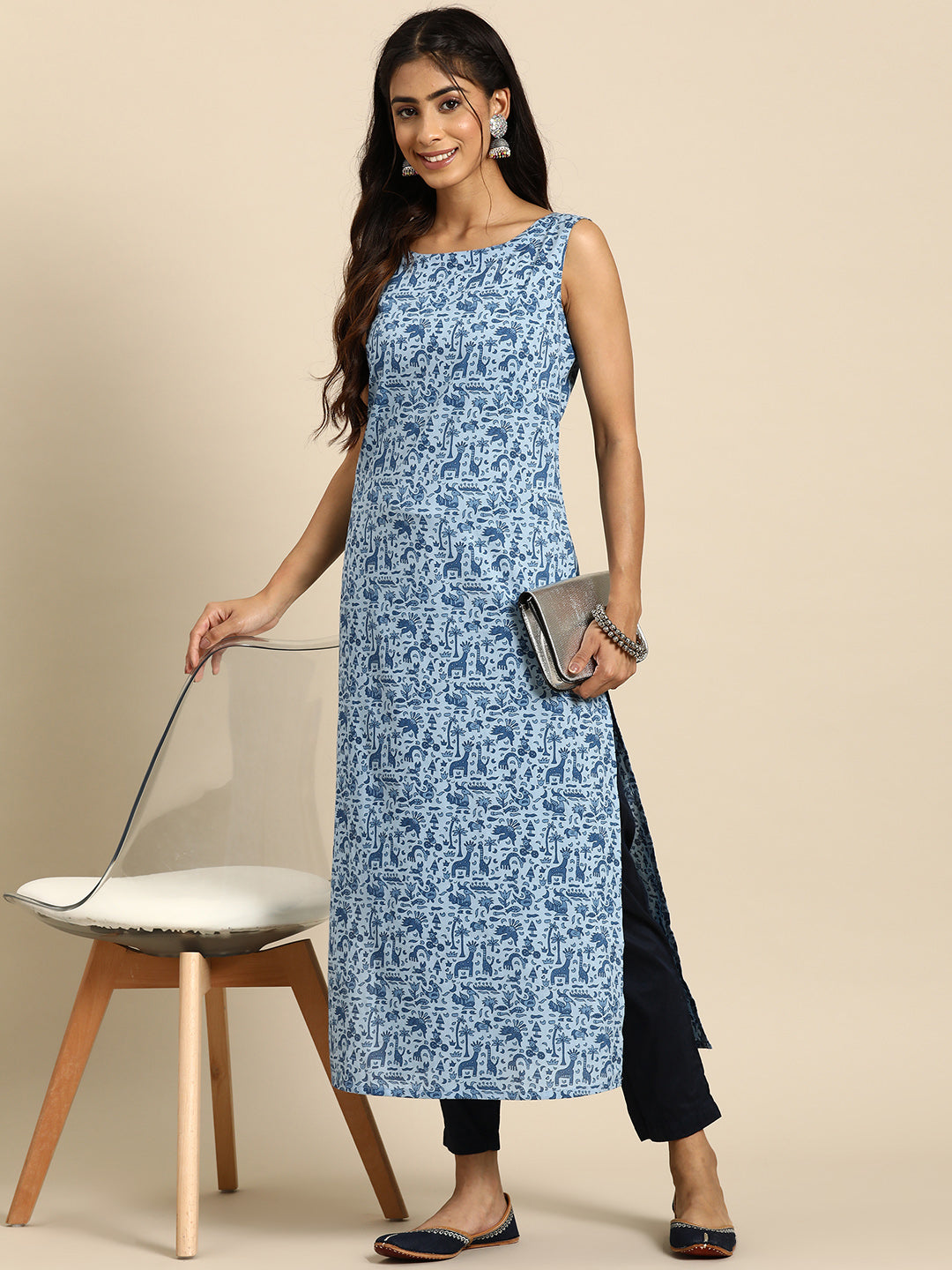 NOZ2TOZ Women Blue Ethnic Printed Straight Sleevless Kurta - Distacart