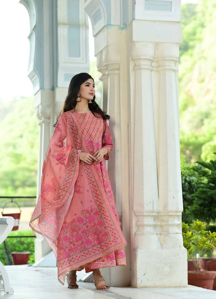 Yufta Pink Handblocked Printed Kurta with Trouser and Dupatta