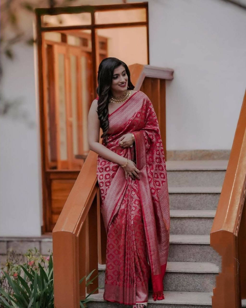 DEIANA'S Beautiful Golden Jari with New Design Soft Lichi Silk Saree - Red - Distacart