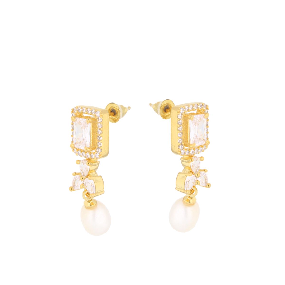 Look Graceful and Forever Young in Alluring Pearl Earrings