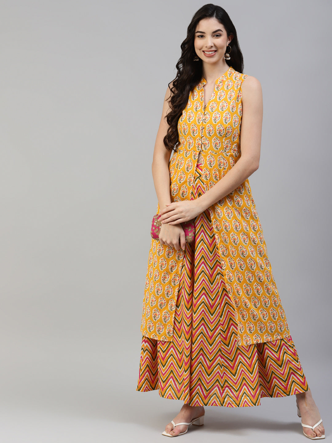 NOZ2TOZ Women's Yellow Printed High Slit Pure Cotton Sleeveless Kurta with Skirt - Distacart