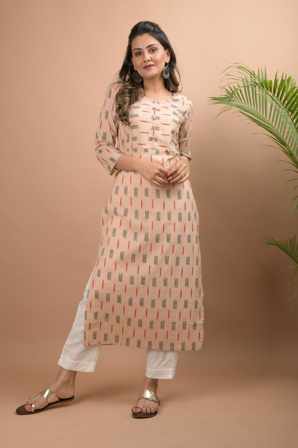 Kaajh Women's Beige Printed Kurta Pant Set - Distacart