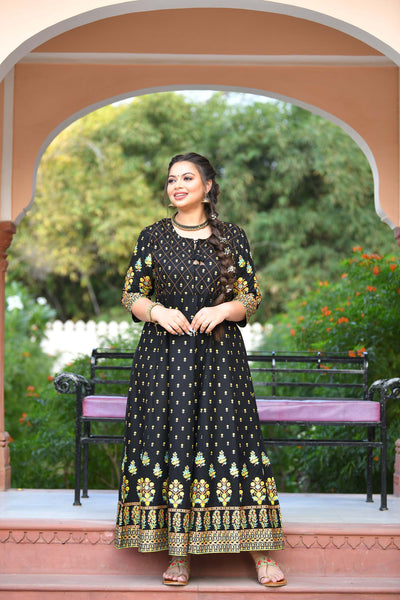 Kaajh Women's Black Gold Printed Ethnic Kurta - Distacart