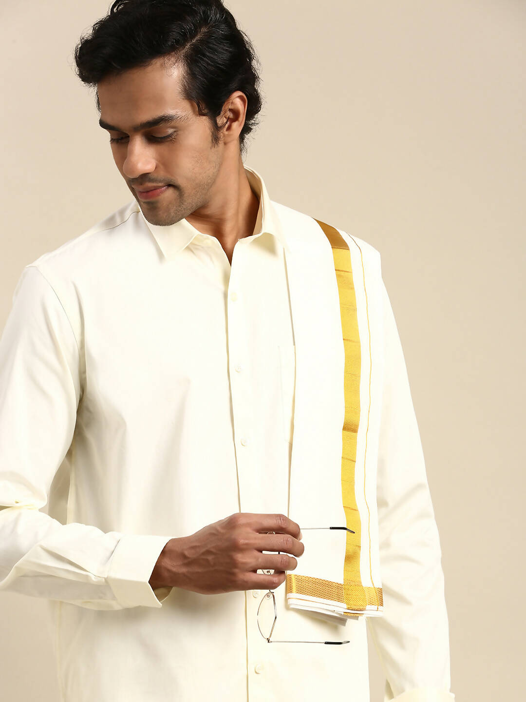 Ramraj Cotton Mens Wedding Cream Regular Dhoti, Shirt & Towel Set Subhakalyan 1/2" - Distacart