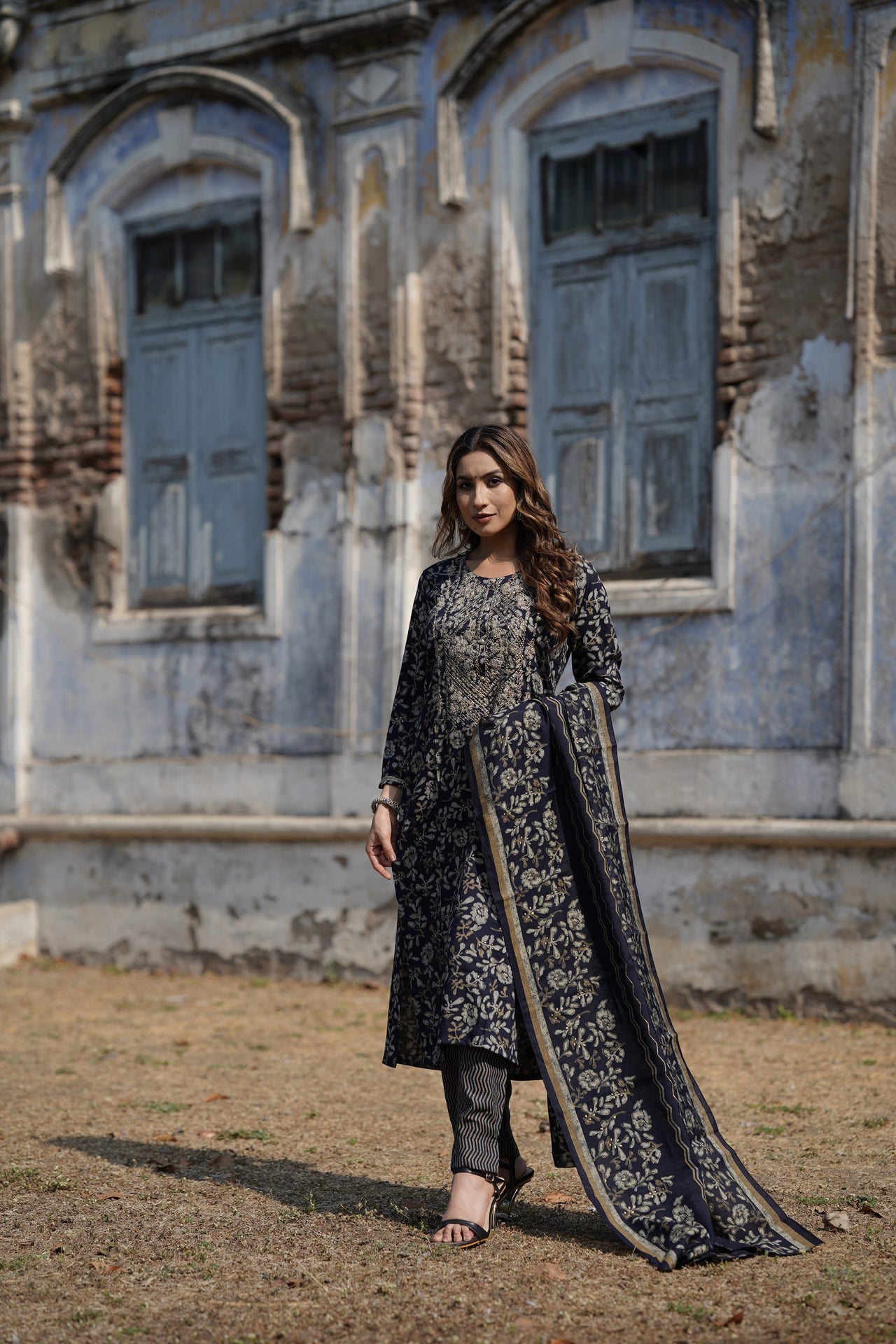 Women's Navy Blue Silk Blend Floral Straight Kurta Trousers With Dupatta - Rasiya - Distacart