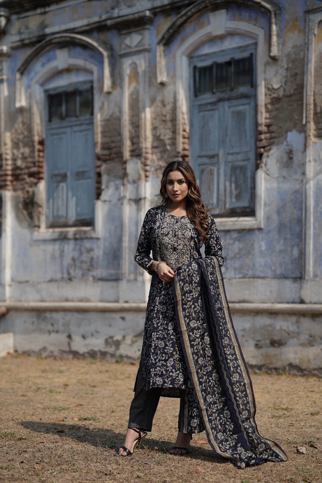 Women's Navy Blue Silk Blend Floral Straight Kurta Trousers With Dupatta - Rasiya - Distacart