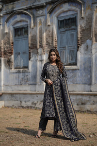 Thumbnail for Women's Navy Blue Silk Blend Floral Straight Kurta Trousers With Dupatta - Rasiya - Distacart