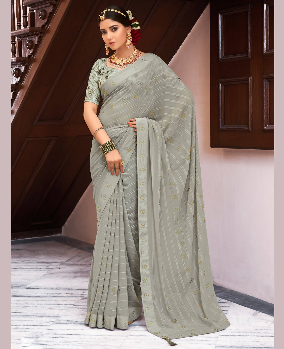 Make a Lasting Impression with Our Soft Kanjeevaram Silk Sarees – Sareeko