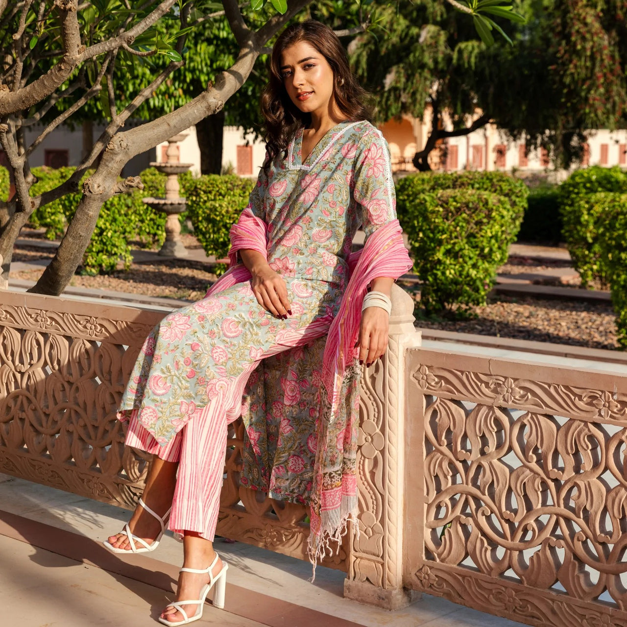 Malishka Womens Pink Cotton Floral Printed Kurta and Pant Set with Dupatta - Pink - Distacart