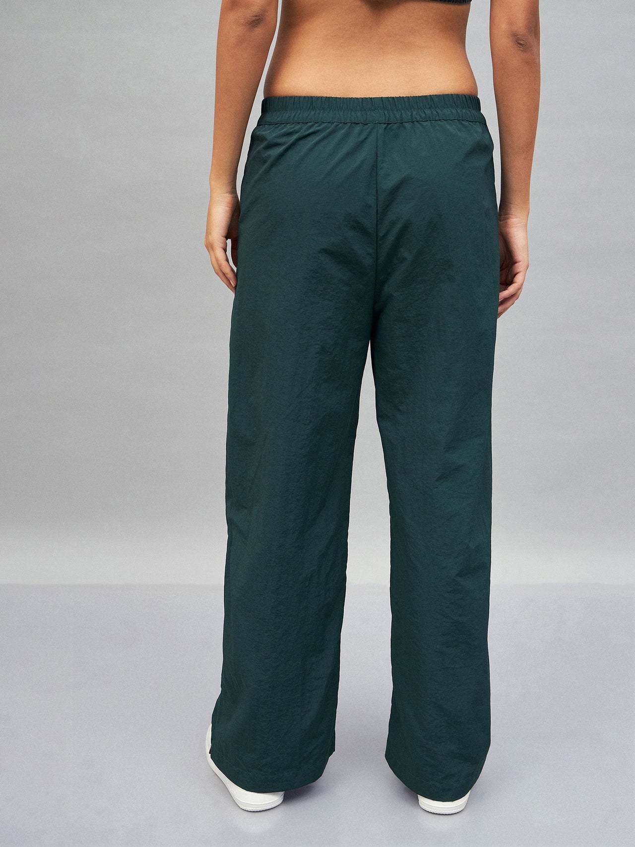 Lyush Women Green Out Seam Zipper Parachute Pants - Distacart