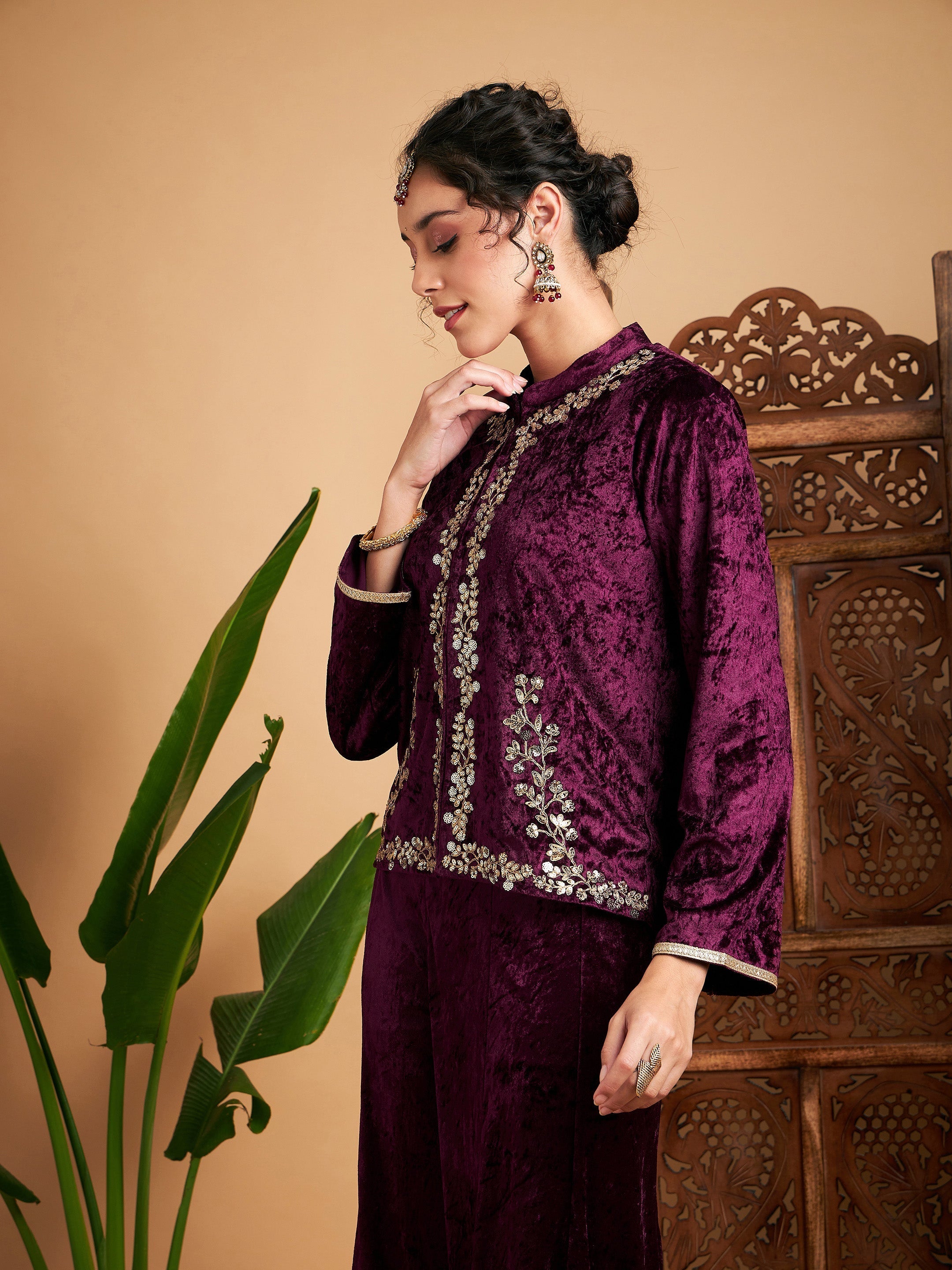 Velvet embroidered jacket clearance womens