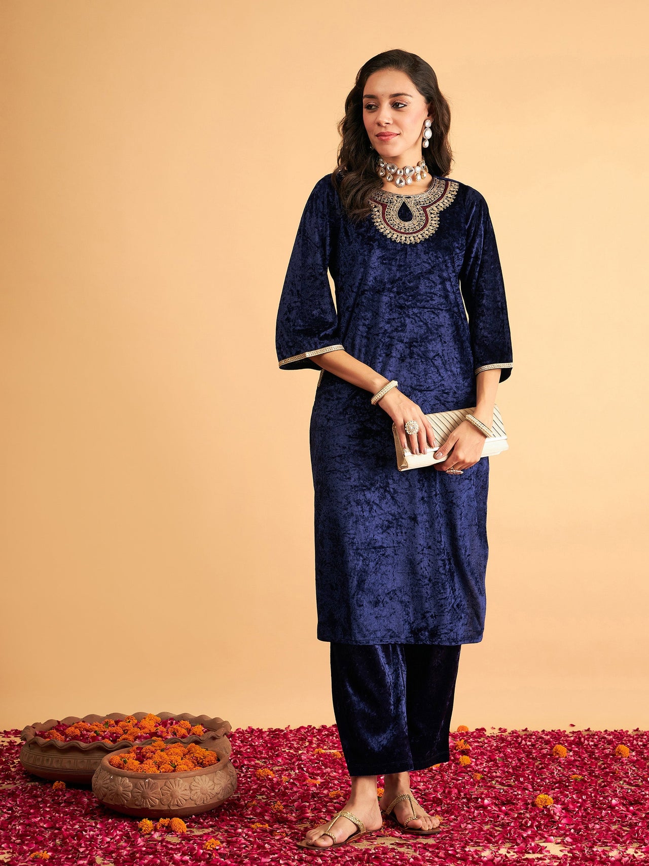 Lyush Women Navy Blue Velvet Front Zari Embroidered Straight Kurta - Distacart