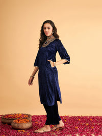 Thumbnail for Lyush Women Navy Blue Velvet Front Zari Embroidered Straight Kurta - Distacart