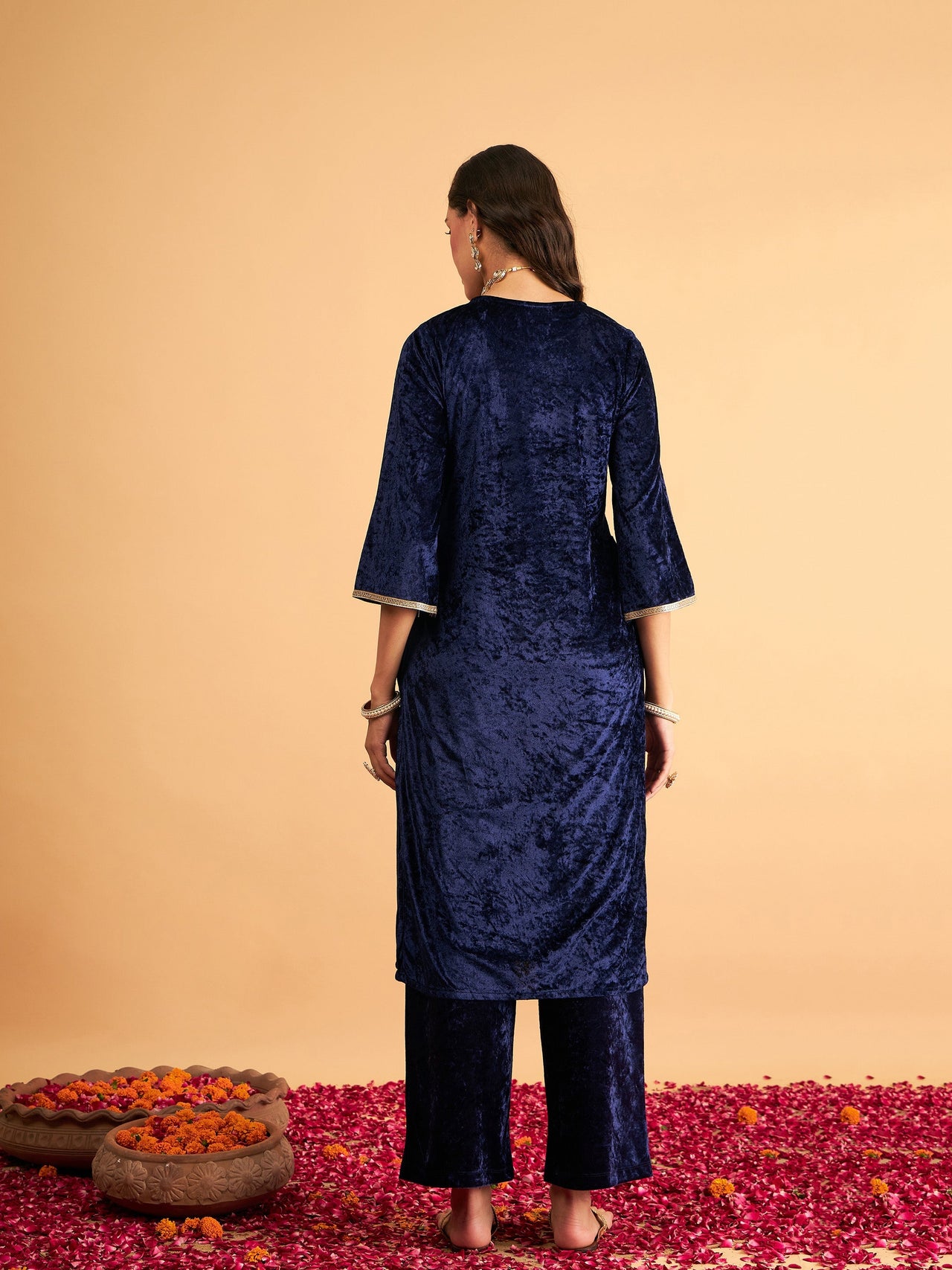 Lyush Women Navy Blue Velvet Front Zari Embroidered Straight Kurta - Distacart