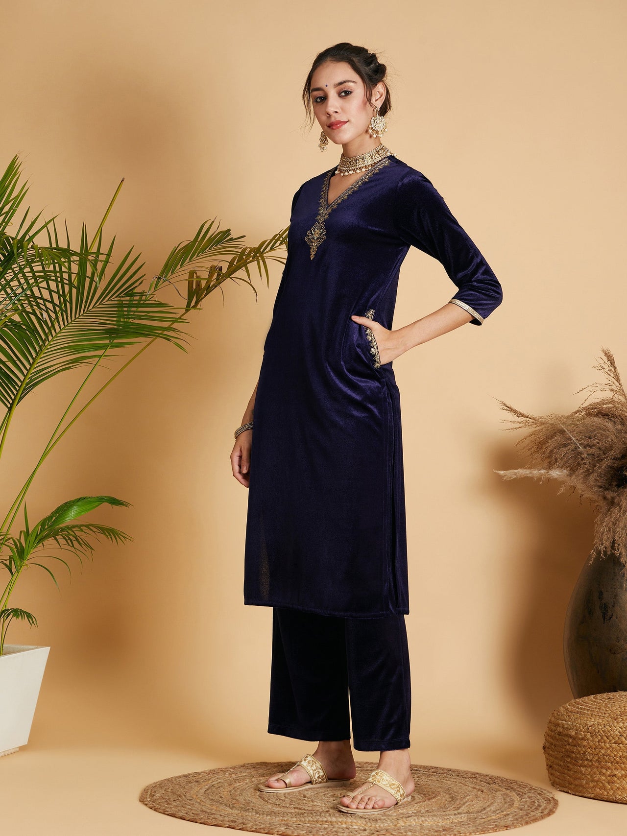 Lyush Women Navy Velvet Embroidered Pocket Straight Kurta - Distacart