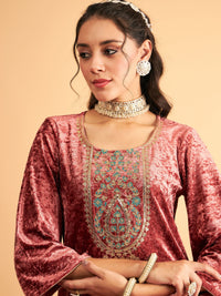 Thumbnail for Lyush Women Pink Velvet Embroidered Straight Kurta - Distacart