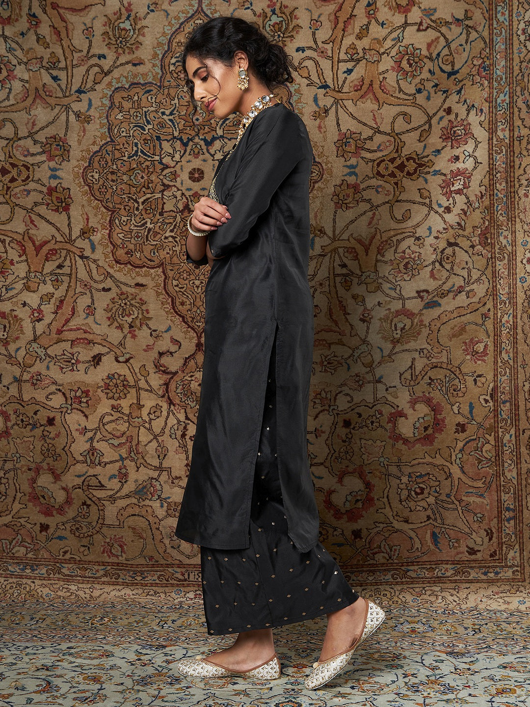 Buy Lyush Womens Black Zari Embroidered Kurta With Palazzo Pants Online at  Best Price  Distacart